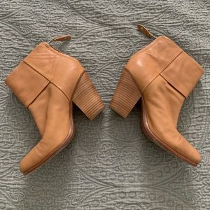 Rag & Bone Classic Newbury Tan Leather ankle Bootie boots EU 38.5 womens sz 7.5